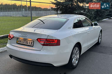 Купе Audi A5 2010 в 