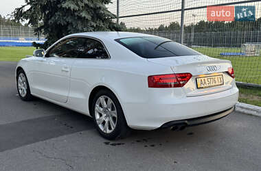 Купе Audi A5 2010 в 