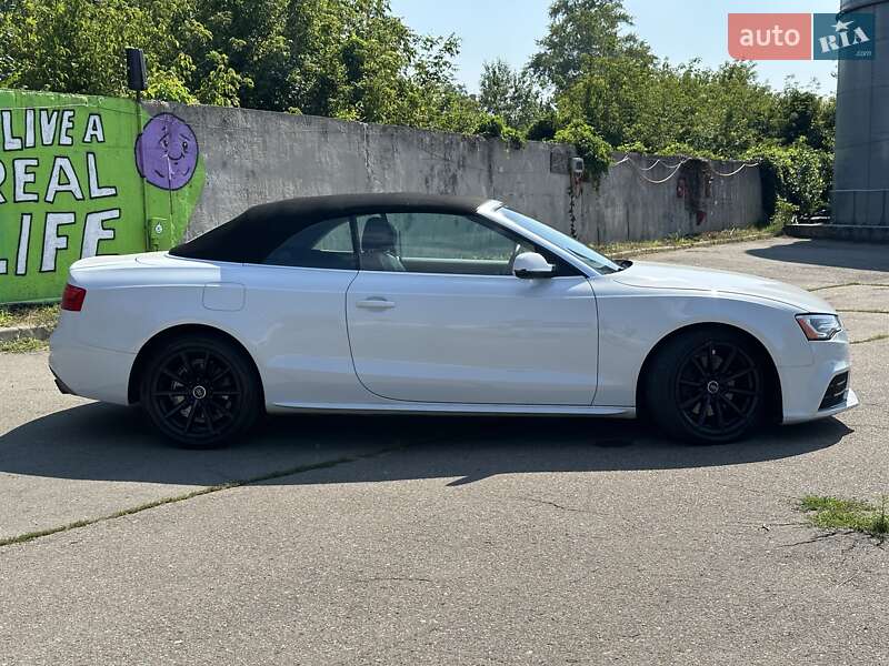 Кабриолет Audi A5 2015 в Киеве