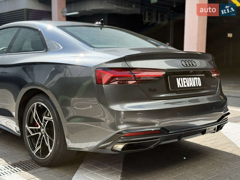 Купе Audi A5 2023 в Киеве