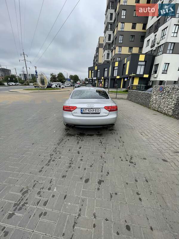 Купе Audi A5 2010 в Ивано-Франковске