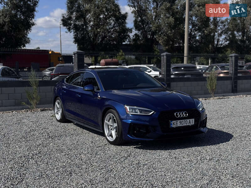 Купе Audi A5 2018 в 