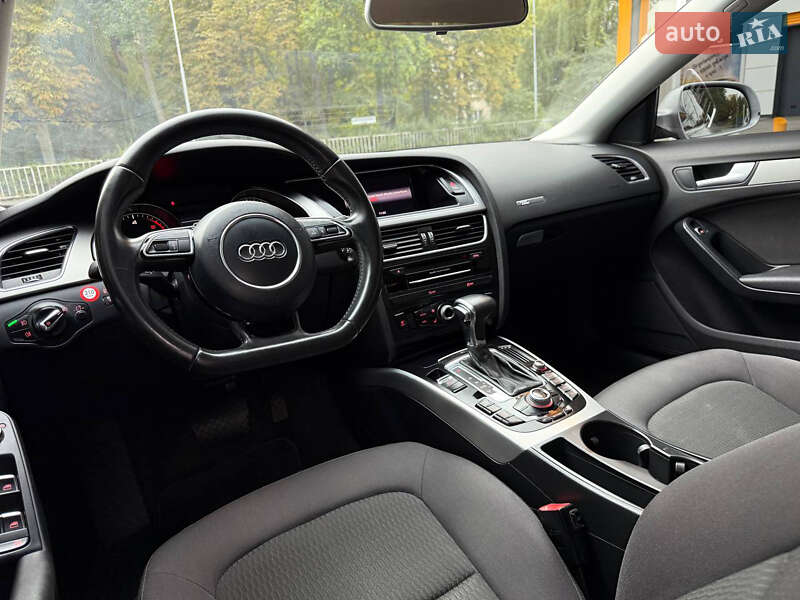 Купе Audi A5 2012 в Днепре