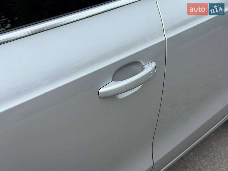 Купе Audi A5 2012 в Днепре