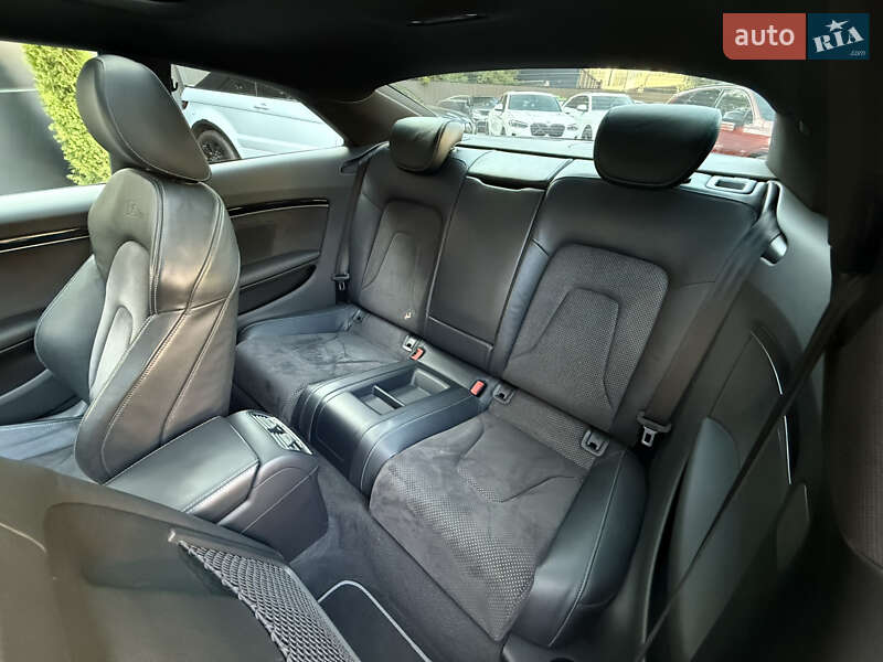 Купе Audi A5 2015 в Киеве