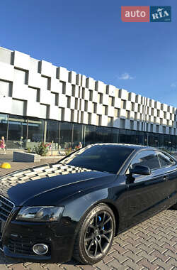 Купе Audi A5 2011 в 