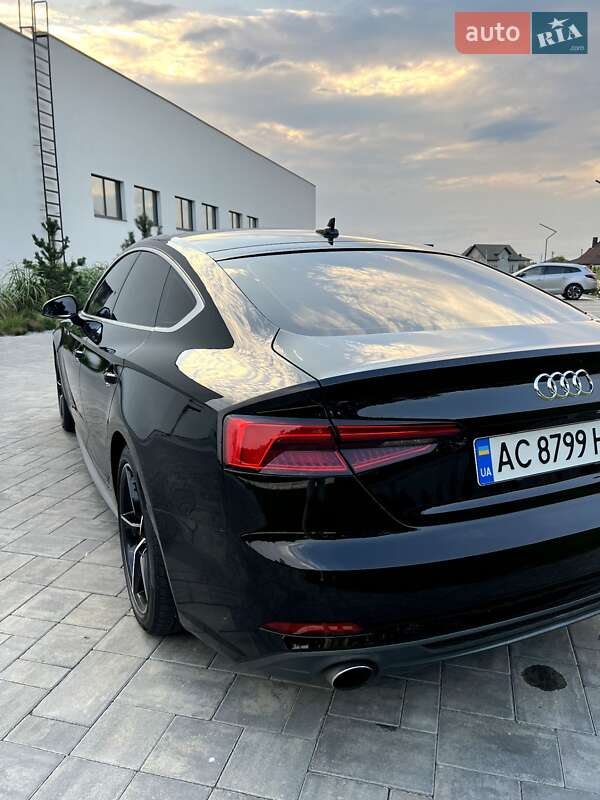 Лифтбек Audi A5 2017 в Луцке