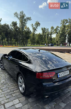 Купе Audi A5 2010 в 