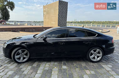 Купе Audi A5 2010 в 