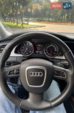 Купе Audi A5 2010 в 
