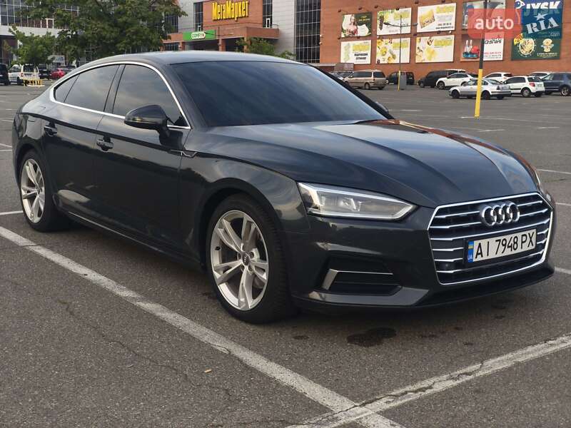 Купе Audi A5 2019 в Киеве