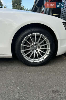 Кабриолет Audi A5 2010 в 