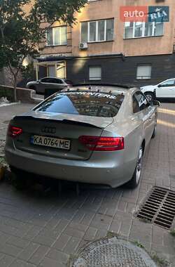 Купе Audi A5 2010 в 