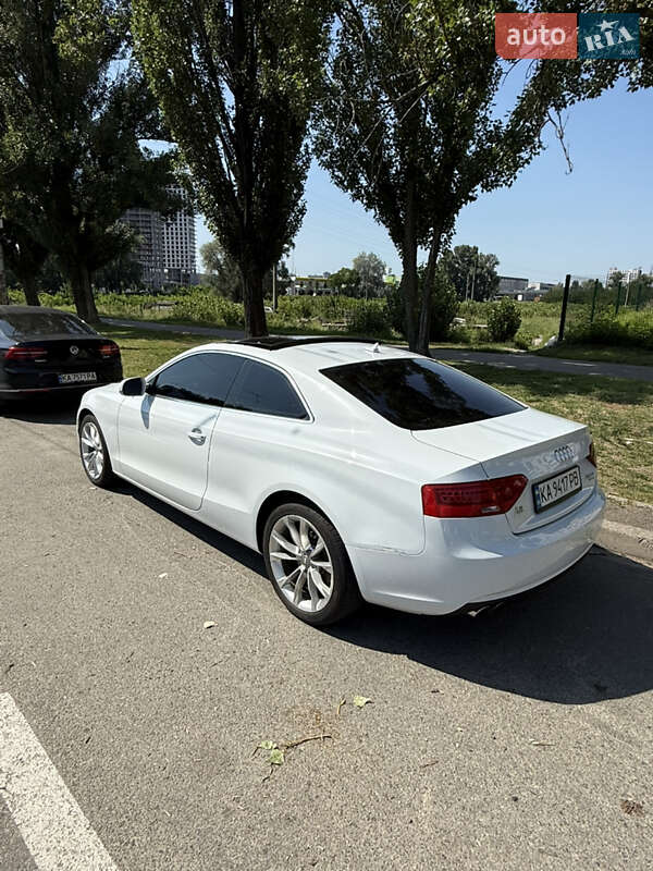 Купе Audi A5 2013 в Киеве