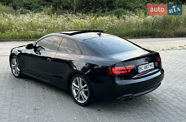 Купе Audi A5 2010 в 
