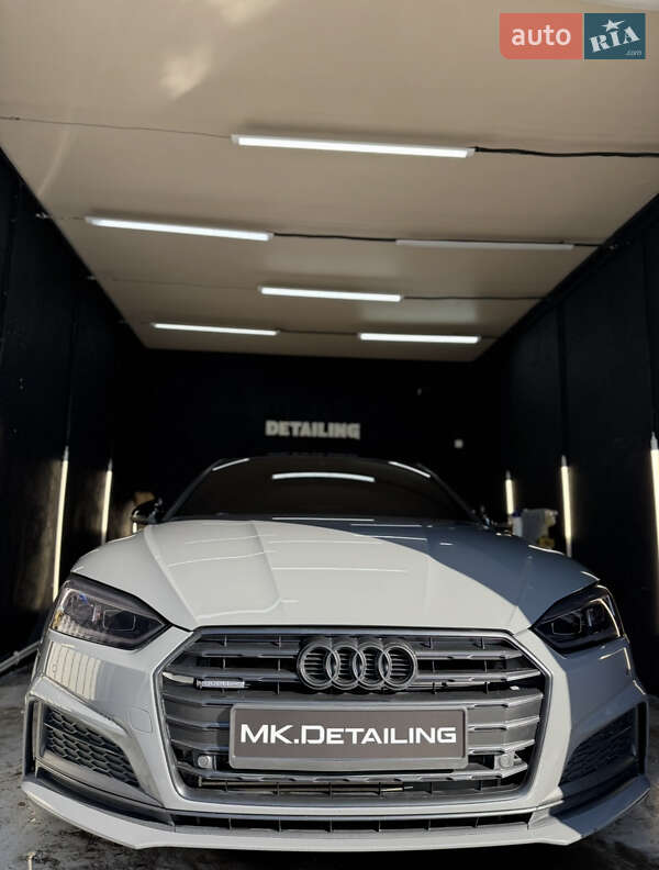 Купе Audi A5 2017 в 