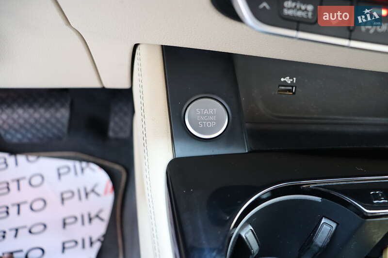 Кабриолет Audi A5 2020 в Львове