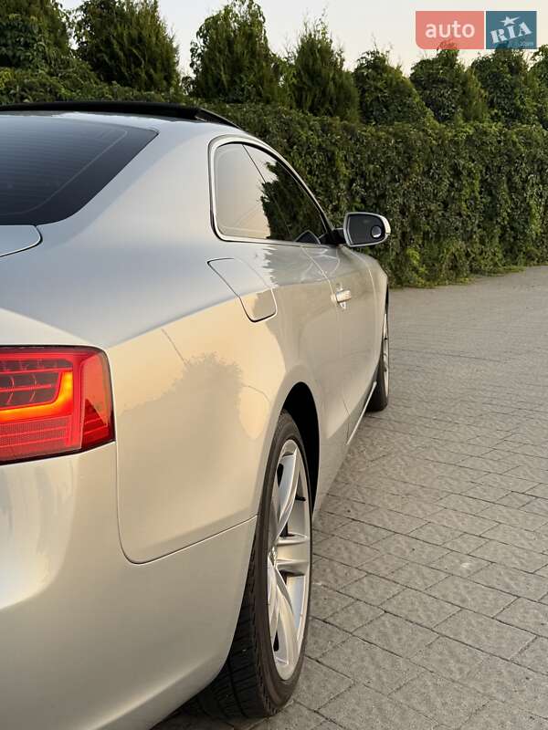 Купе Audi A5 2012 в Києві