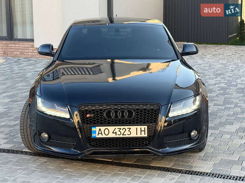 Купе Audi A5 2008 в Сваляве