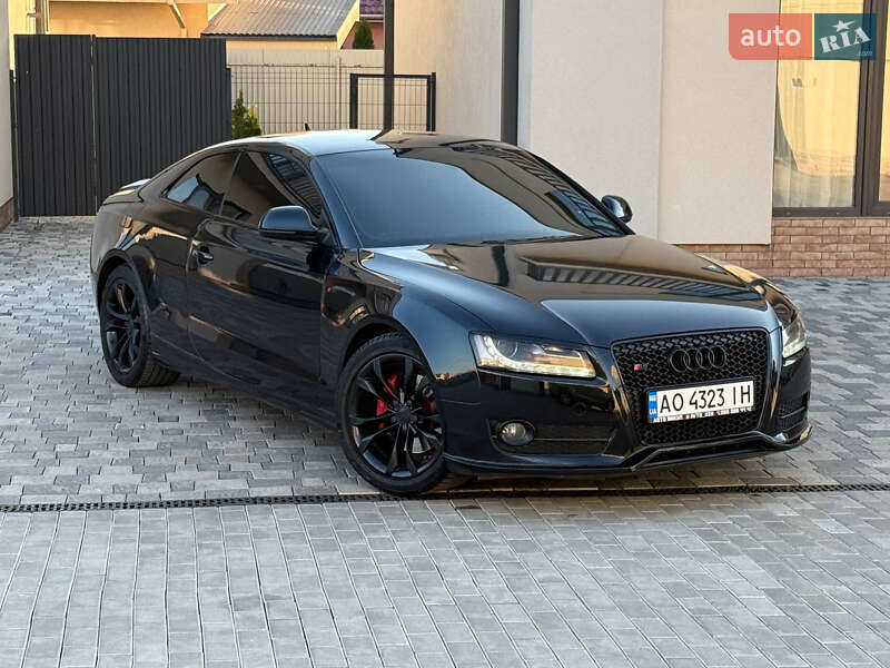 Купе Audi A5 2008 в Сваляве