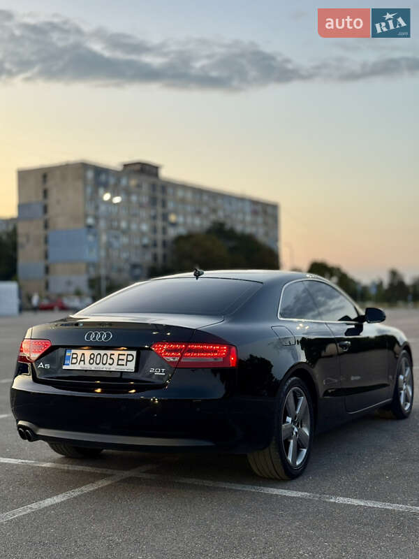 Купе Audi A5 2010 в Кропивницком