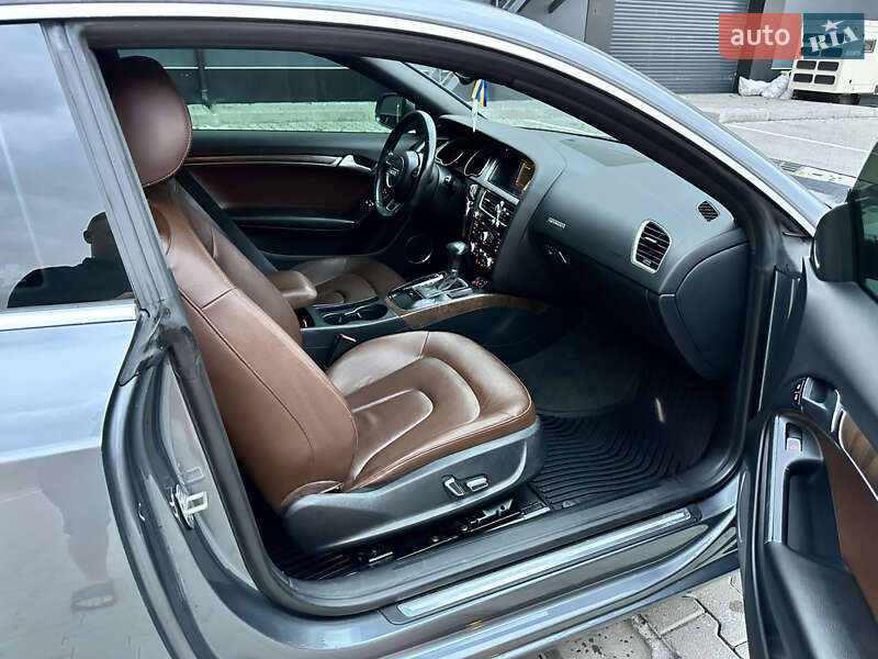Купе Audi A5 2012 в Хмельницком