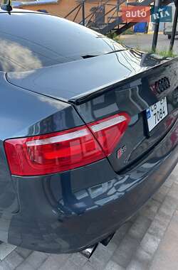 Купе Audi A5 2009 в 