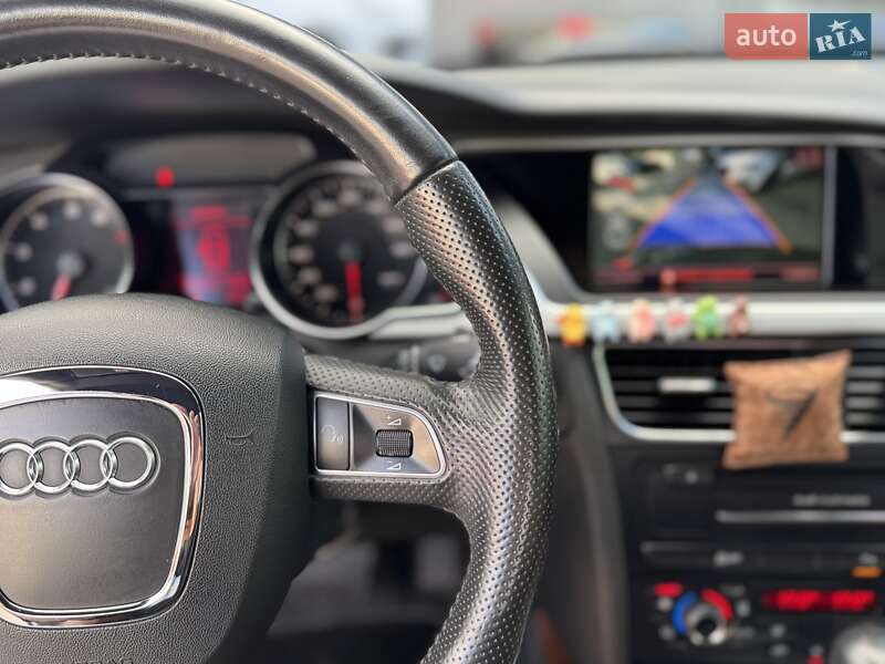 Кабриолет Audi A5 2011 в Киеве