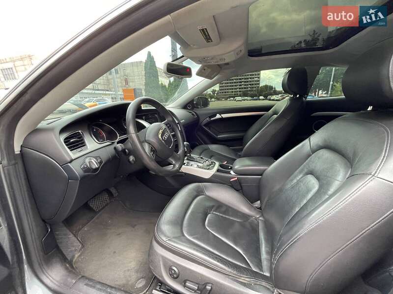 Купе Audi A5 2011 в Киеве