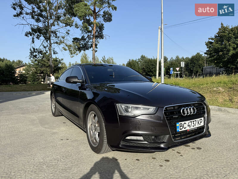Купе Audi A5 2014 в Киеве