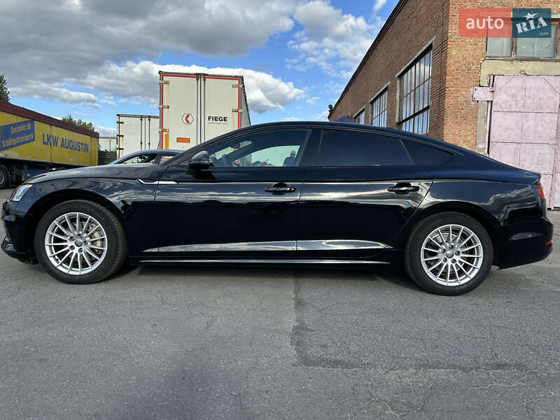 Купе Audi A5 2018 в Киеве