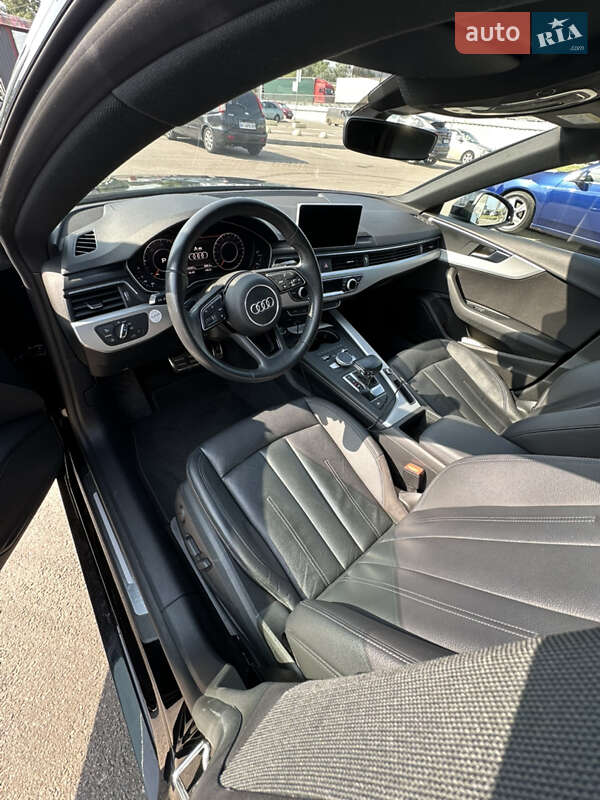Купе Audi A5 2018 в Киеве