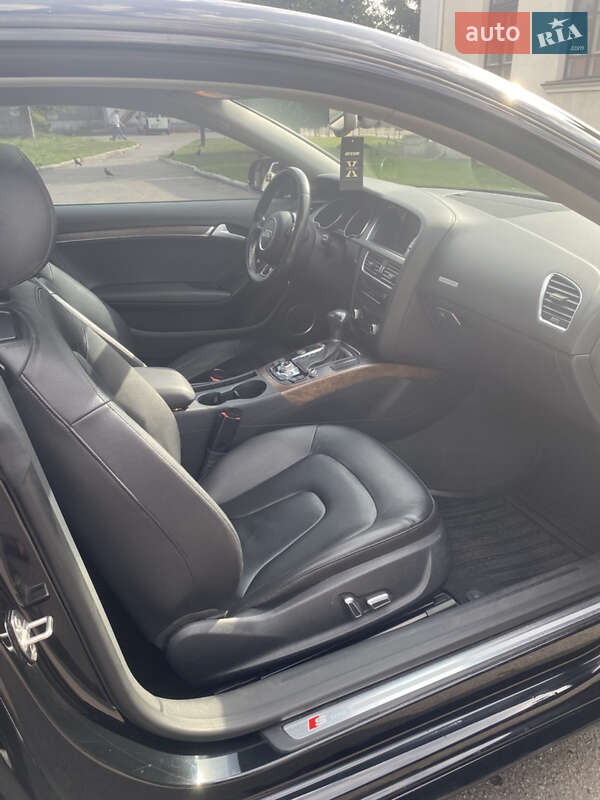 Купе Audi A5 2014 в Киеве