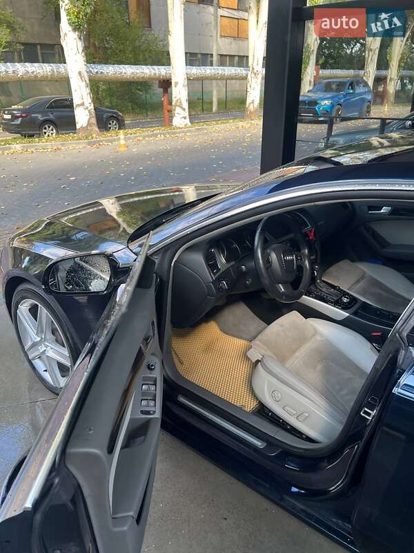 Купе Audi A5 2010 в Днепре