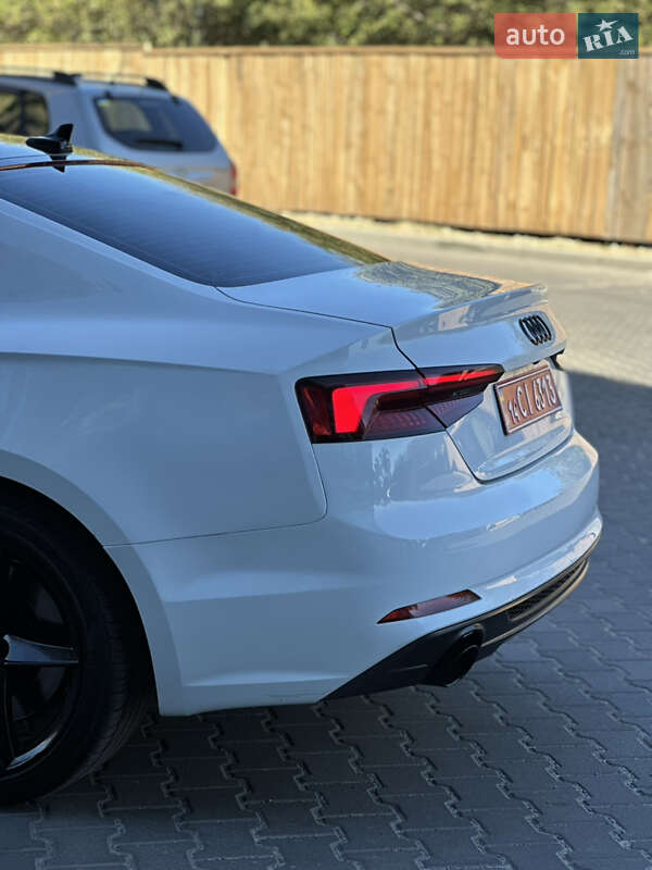 Купе Audi A5 2017 в Киеве