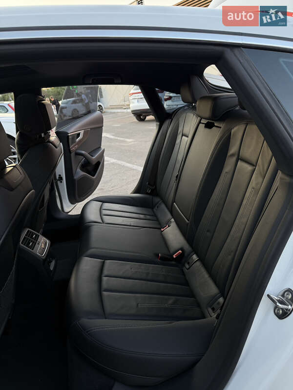 Лифтбек Audi A5 2020 в Харькове