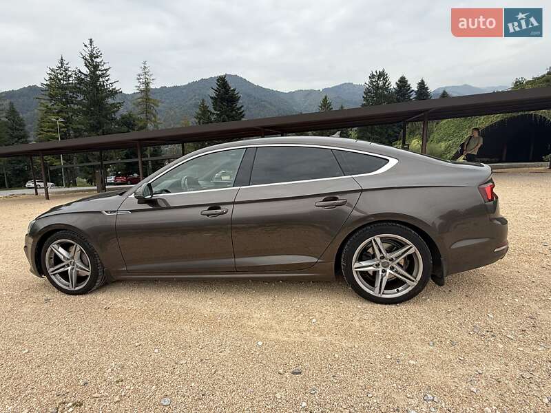 Купе Audi A5 2017 в Киеве