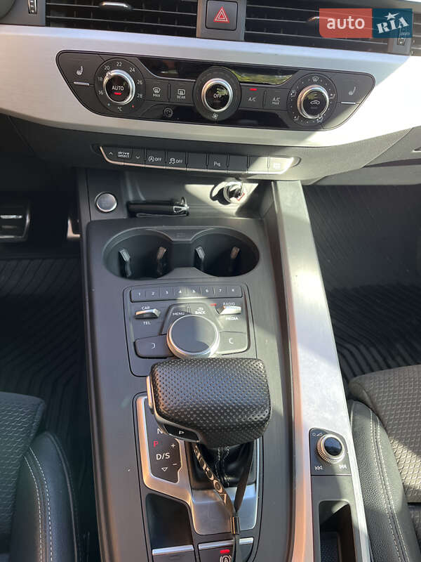 Купе Audi A5 2017 в Киеве