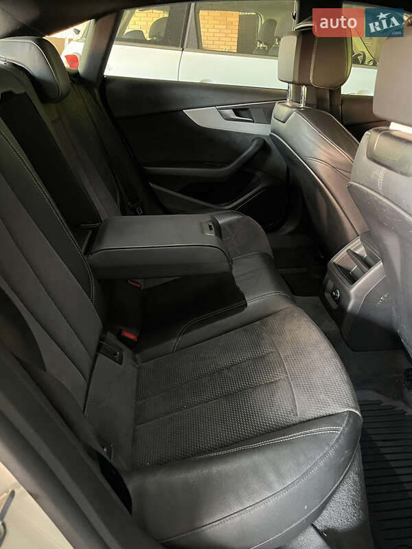 Купе Audi A5 2017 в Киеве