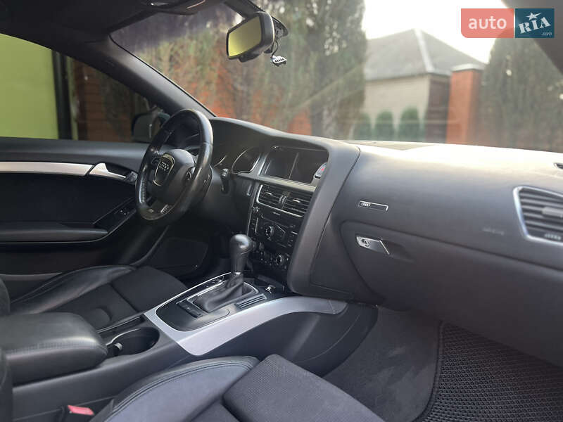 Купе Audi A5 2010 в Дніпрі