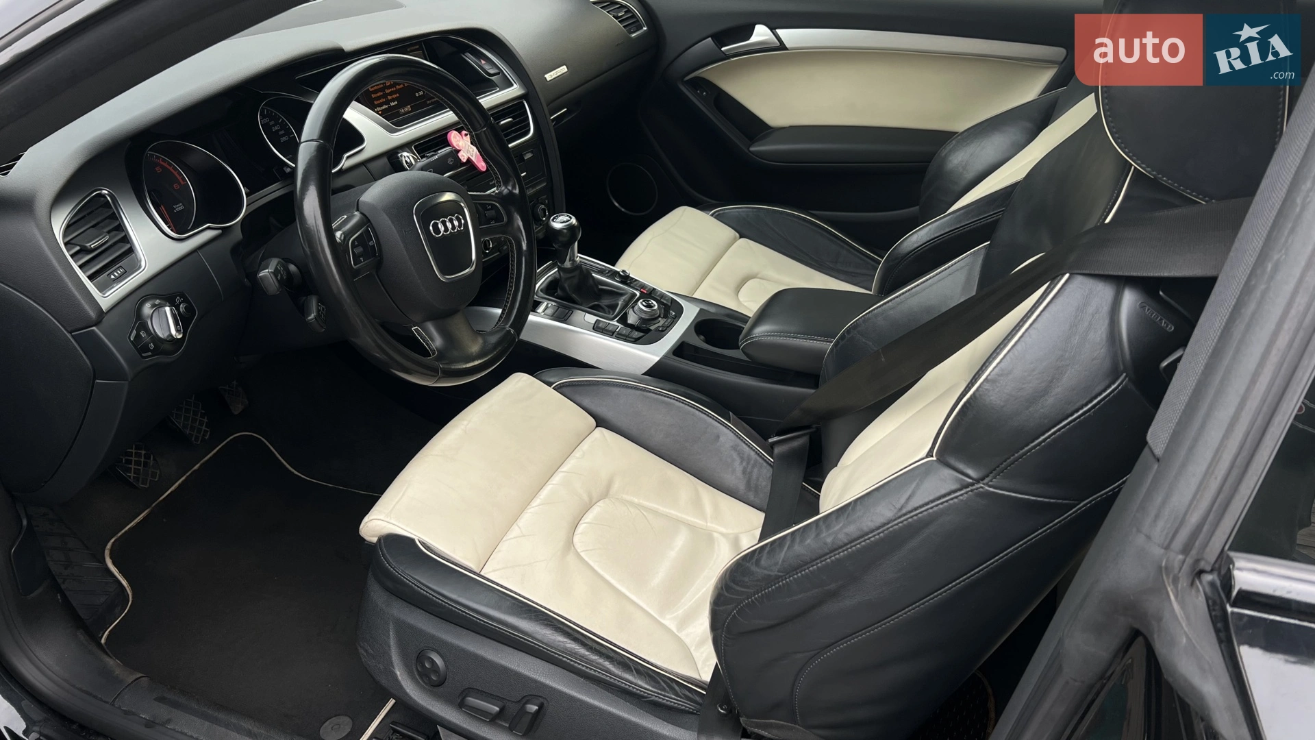 2010 Audi A5 - мініатюра 10