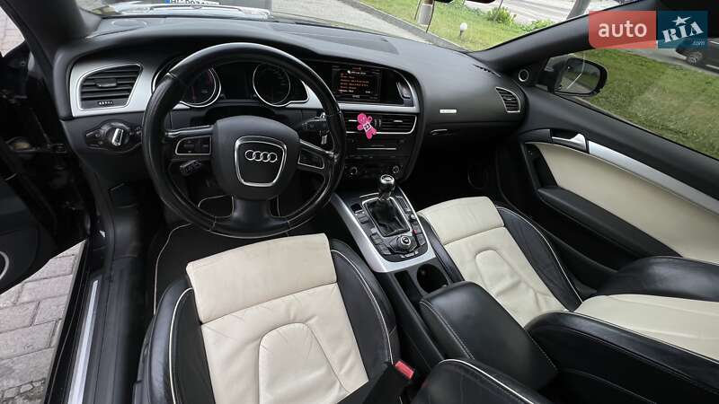 Купе Audi A5 2010 в Львове