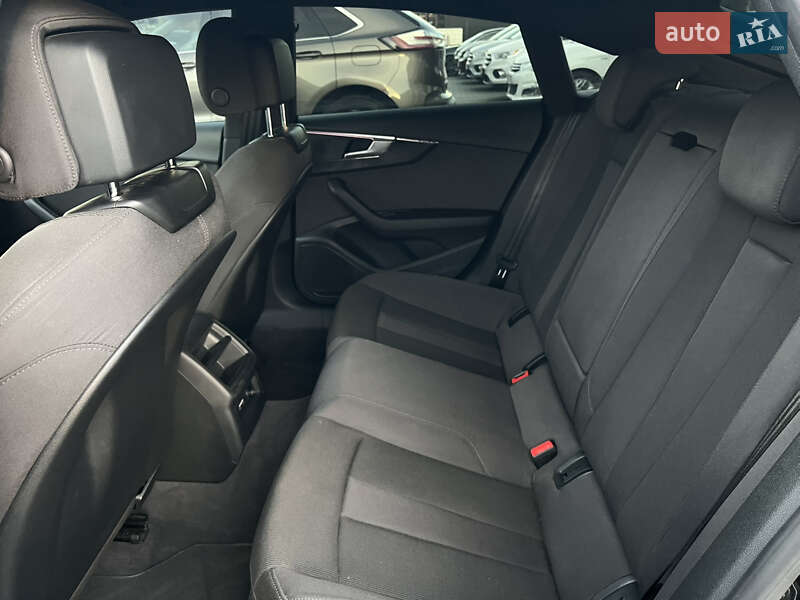 Ліфтбек Audi A5 2023 в Львові