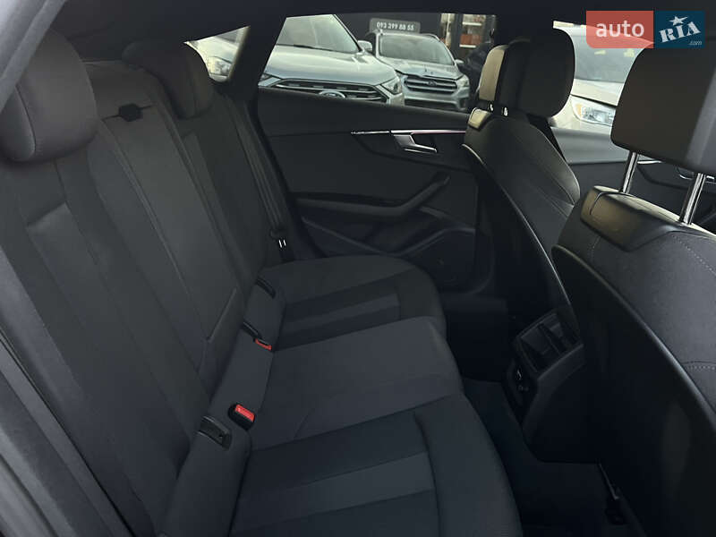 Ліфтбек Audi A5 2023 в Львові