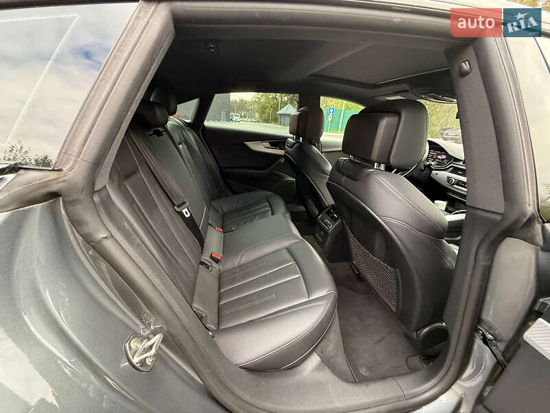 Купе Audi A5 2017 в Киеве фото 15 Купе Audi A5 2017 в Киеве