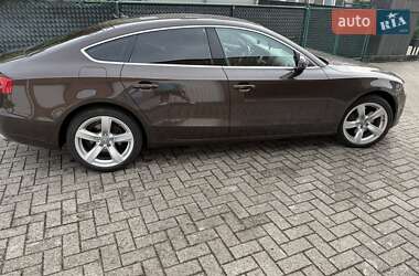 Купе Audi A5 2011 в Чернівцях