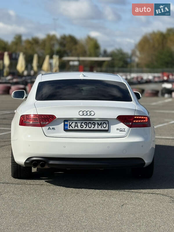 Купе Audi A5 2011 в Киеве