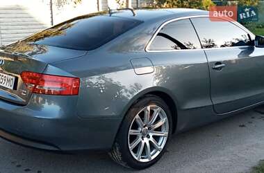 Купе Audi A5 2011 в 