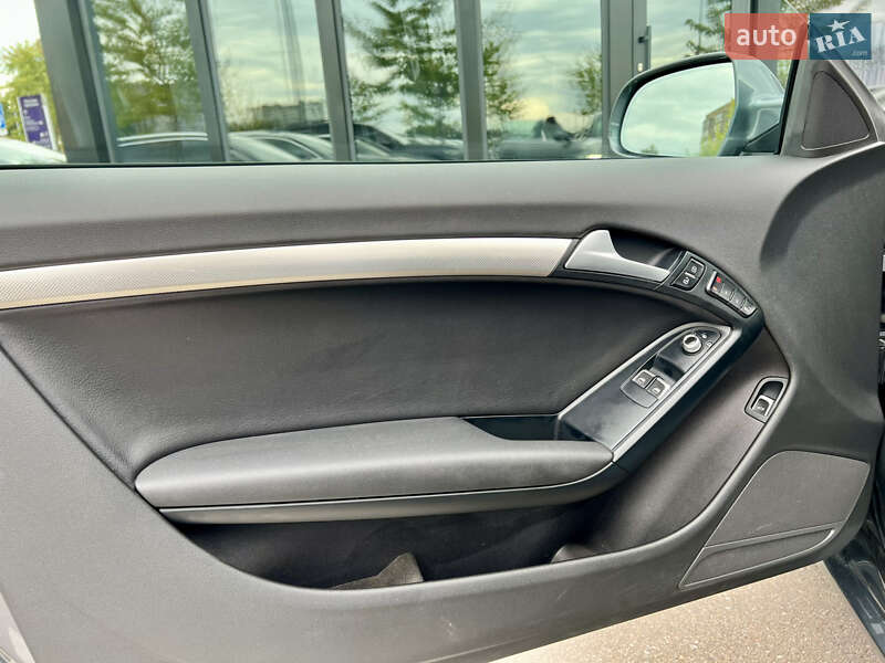 Купе Audi A5 2014 в Києві