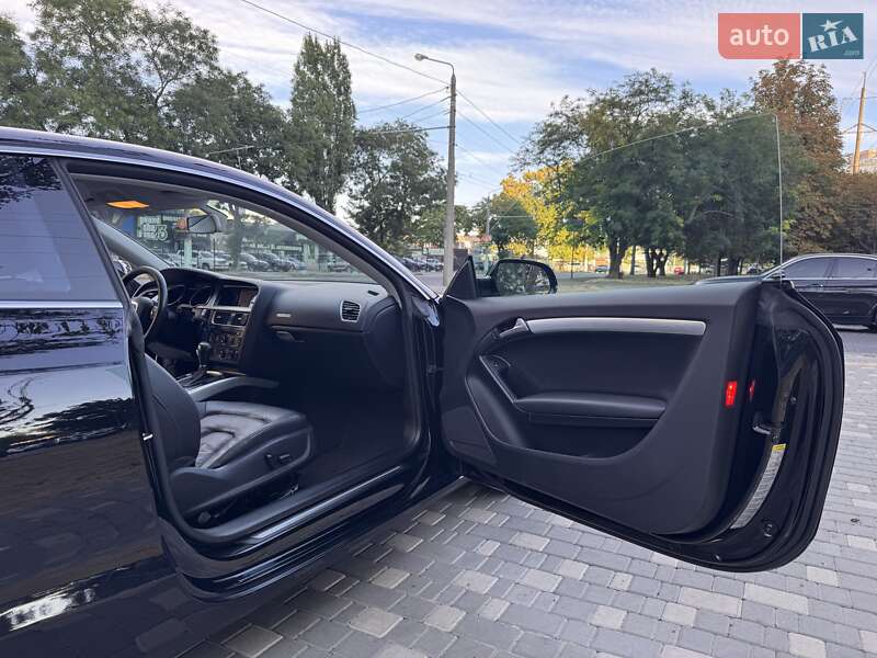 Купе Audi A5 2011 в Одессе